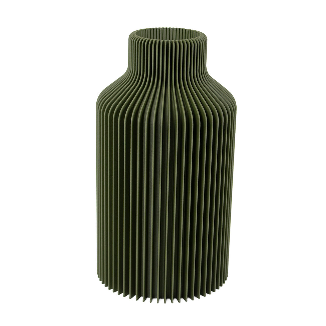 Vase Hanna in Dunkelgrün mit gerader, eleganter Form – modern fürs Wohnzimmer, mit feiner Lamellenstruktur. In drei Größen erhältlich.