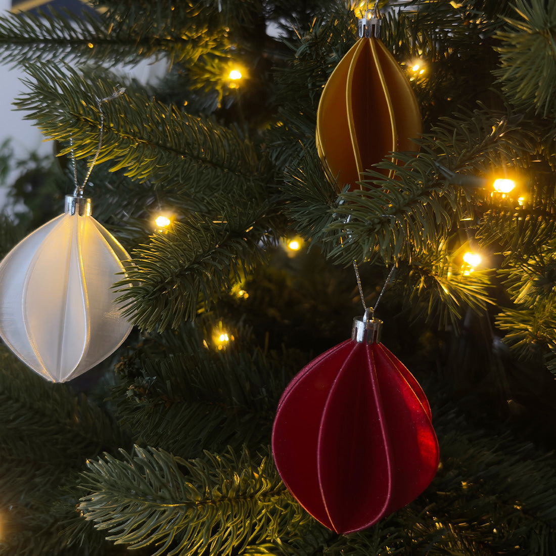 Weihnachtskugel Silva